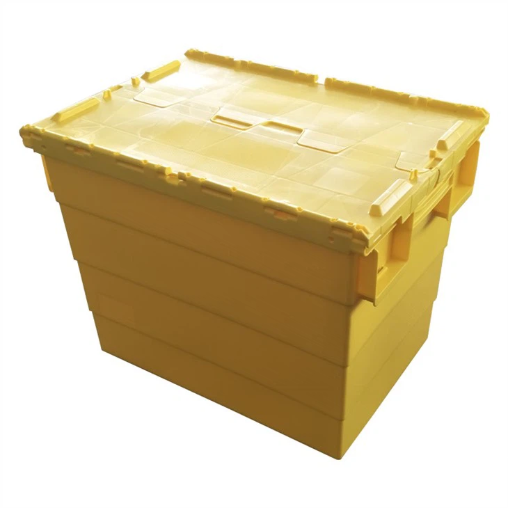 Bekas plastik bersarang besar