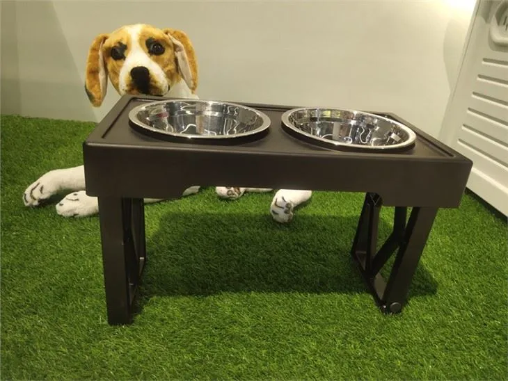 Pemberi Haiwan Peliharaan Mangkuk Anjing